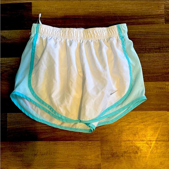 Nike Dri Fit Running Shorts White/Aqua size Small - Picture 1 of 3